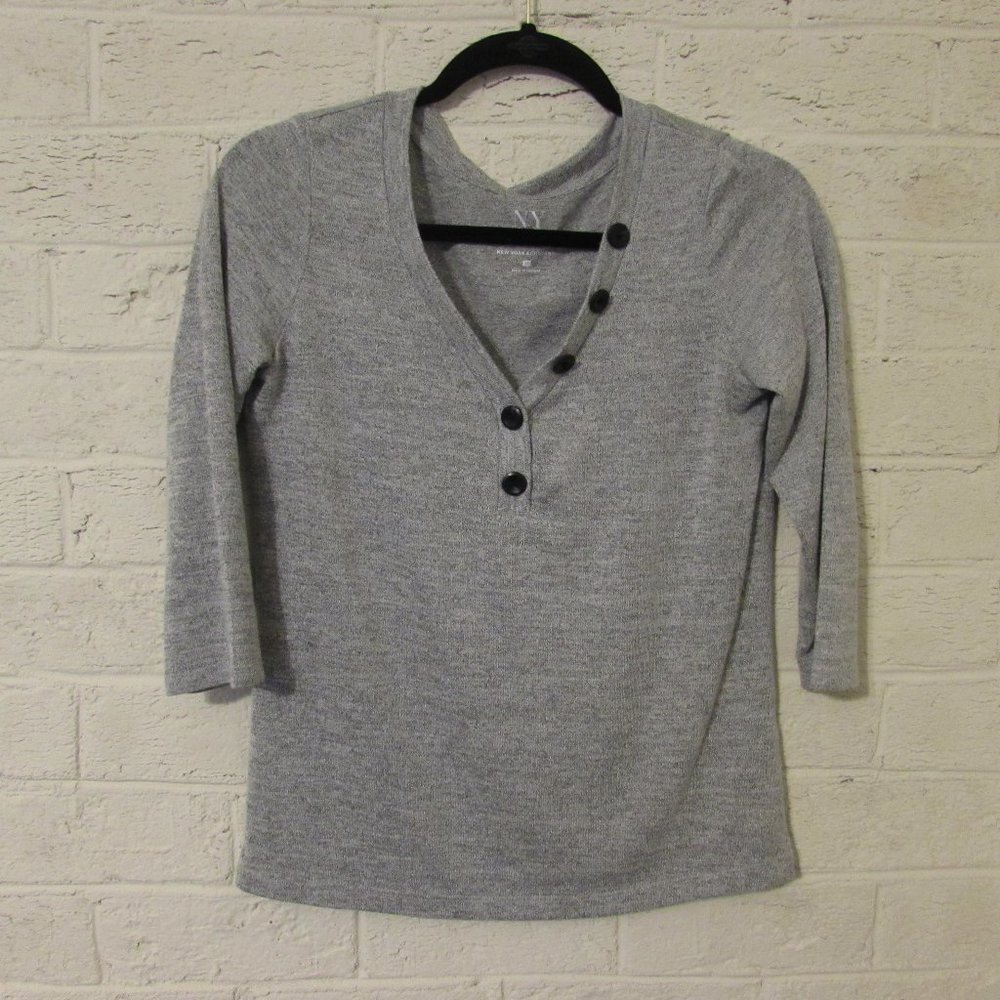 NY&CO Gray 3/4 Sleeve Top